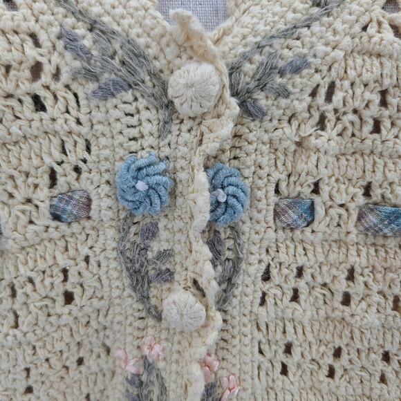 Vintage Yellow crochet open knit sweater vest floral women's grandmacore retro - Picture 2 of 7